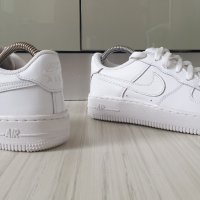 Nike Air Force 1 Tripple White UK 4 Womens Size 36.5/23.5см НОВО! ОРИГИНАЛ! Дамски Кецове!, снимка 5 - Кецове - 43639694