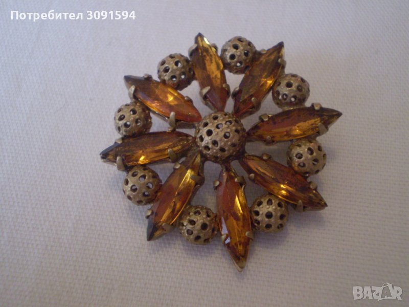 Старинна брошка - бижу Чехословакия, снимка 1