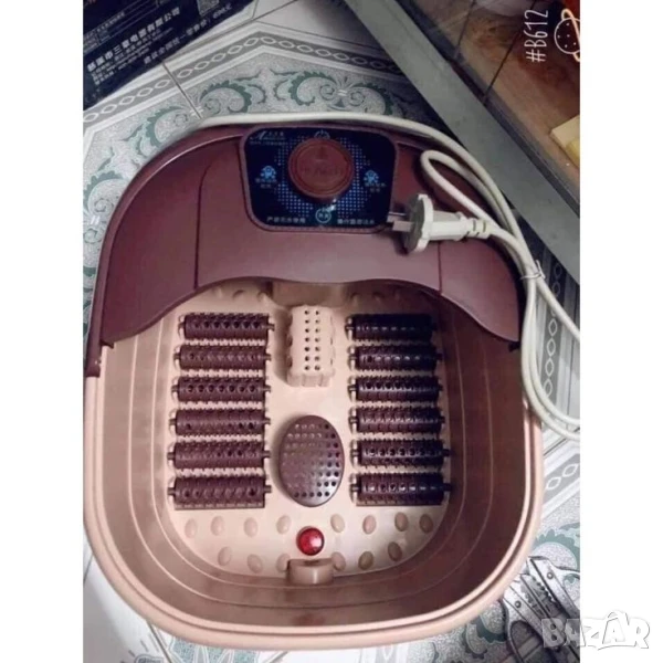 Воден нагряващ масажор за крака плюс педикюр, снимка 1