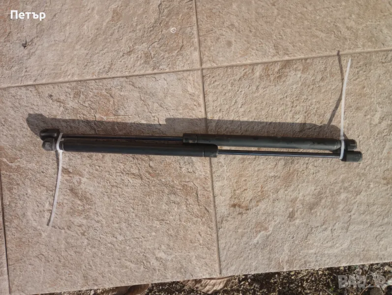 Амортисьори заден капак Опел Корса Ц 2000-2006г, снимка 1