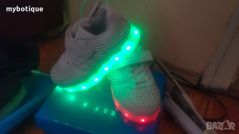 Светещи маратонки, снимка 1