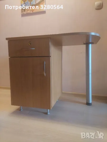 Удобно бюро, снимка 1