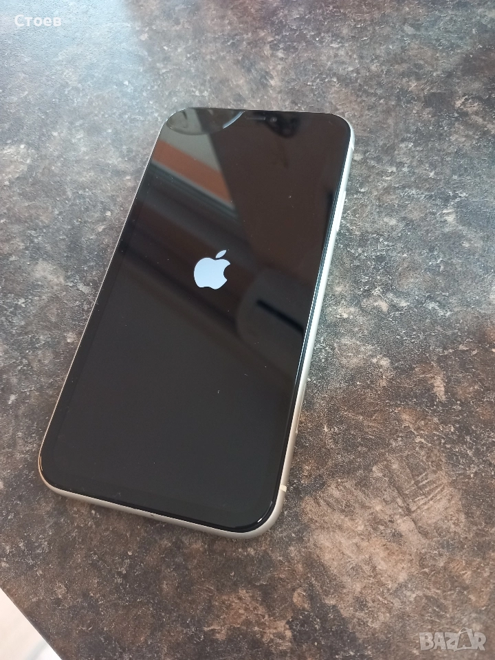 Продавам iPhone 11 като дефектен, снимка 1