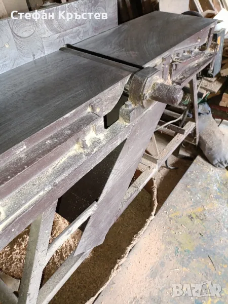 Продавам Абрихт с чугунен плот., снимка 1