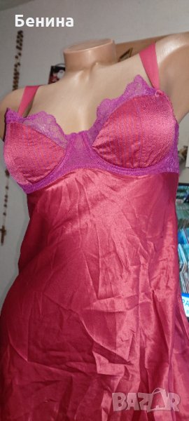 Сатенена нощничка rougegorge /м , снимка 1