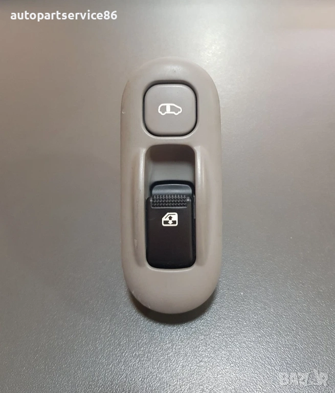 Бутон за плъзгащ се заден ляв прозорец за KIA Carnival (2006–2011) 93580-4D301, снимка 1