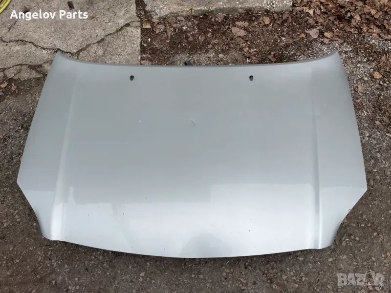 Преден капак за Toyota Avensis T25 (преди фейса), снимка 1