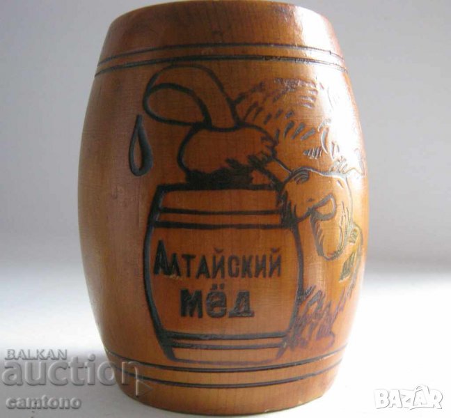 руска дървена кутия - буре с мечка, снимка 1