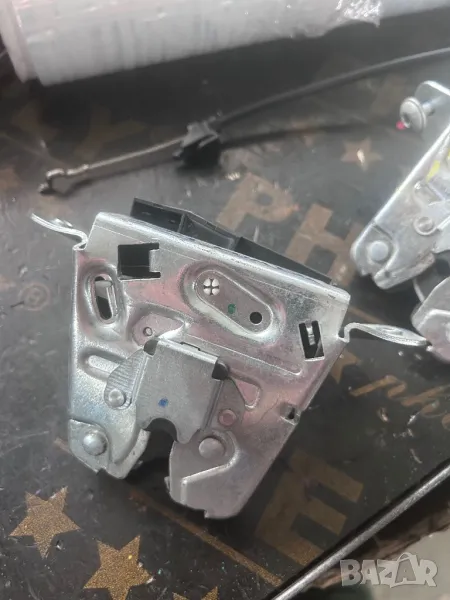 брава заден капак мерцедес ц класа w204 комби, снимка 1