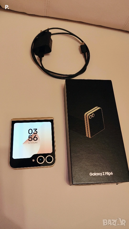 Samsung Galaxy Z Flip6 / 256GB / 5G / 12GB RAM /  Гаранция !!!, снимка 1