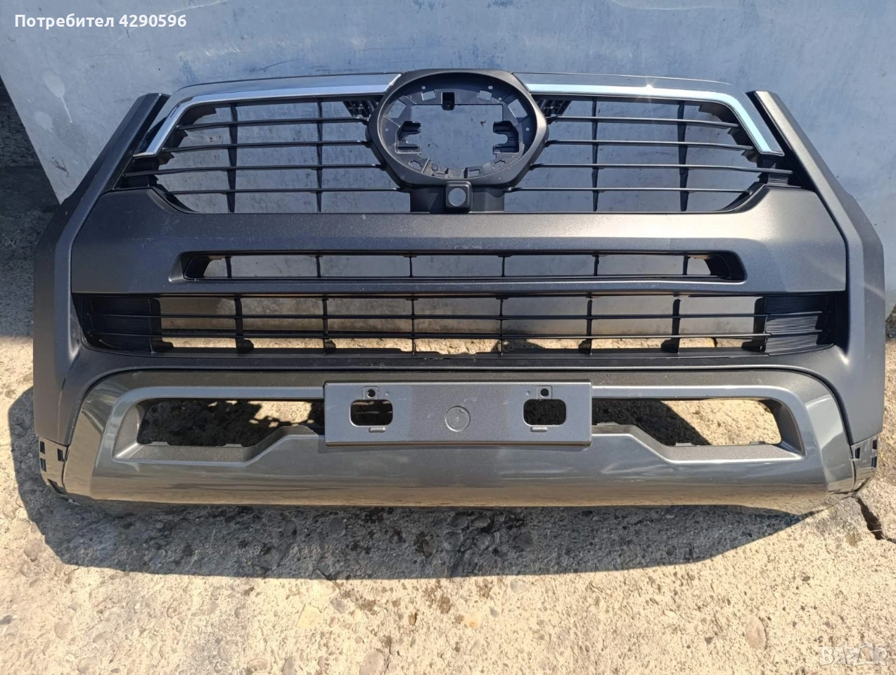 Решетка броня за Toyota Hilux след 2020г. / 53100-YP751 / 52410-YP020 , снимка 1