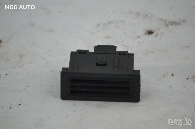 Монетник за Ford Focus II / Fiesta V  Hatchback, снимка 1