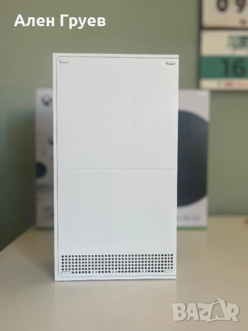 Xbox Series S 512 GB - отлично състояние/като нов, снимка 4 - Xbox конзоли - 51776547