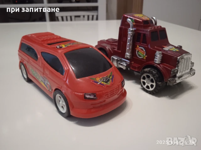 2 бр. китайски играчки, камион и ван, 14-16 см.