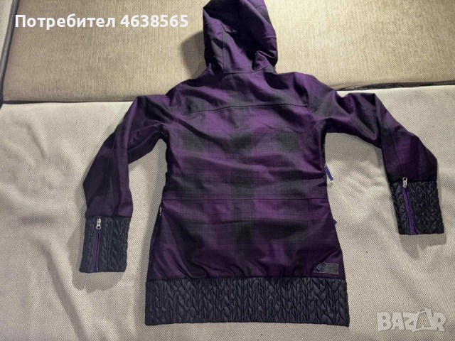 Дамско ски яке BURTON, снимка 2 - Якета - 53107096