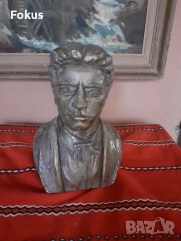 Страхотен бюст на Васил Левски от лят бетон с цвят бронз, снимка 2 - Антикварни и старинни предмети - 52528088