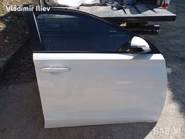 Предна дясна врата Хюндай и30, снимка 2 - Части - 50024715