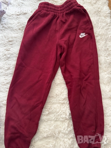Детски панталон Nike – бордо, размер 9–10 г.