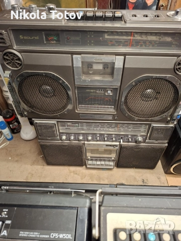 Продават се 8 броя касетофони