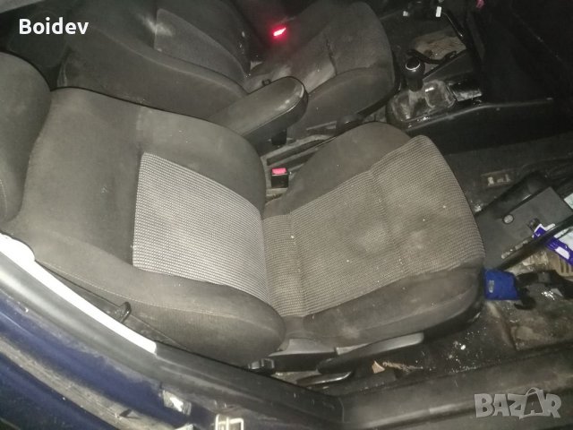 Фолксваген Бора, снимка 7 - Автомобили и джипове - 37010925