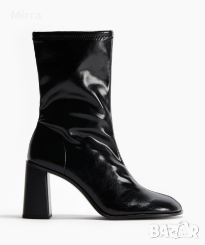 Дамски боти на масивен ток