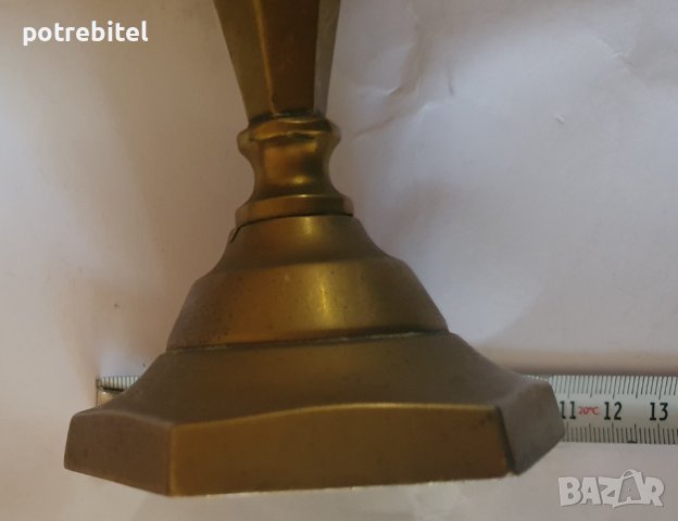 Стар свещник месинг 23 см., снимка 2 - Антикварни и старинни предмети - 40519711