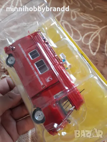 UMM Alter Turbo D  4x4 Peugeot J 7  Renault Master 1.43 Scale top top top  Models Hachette  , снимка 14 - Колекции - 50301076