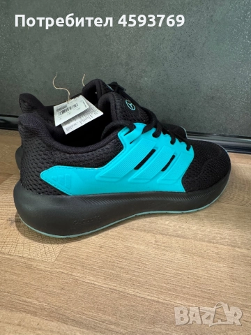 Детски маратонки adidas, номер 37 1/3, снимка 5 - Детски маратонки - 51774917
