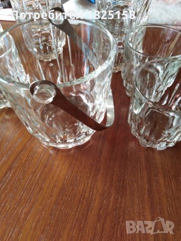 Сервиз 12 чаши и съд за лед, снимка 2 - Сервизи - 28320860