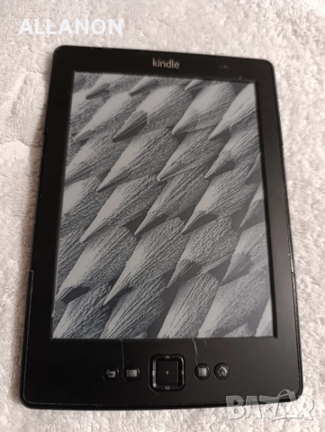 KINDLE Електронна книга / Електронен четец, снимка 2 - Електронни четци - 52296935