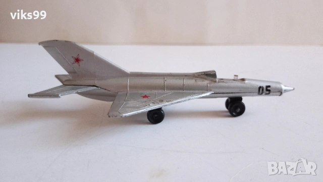 Метални Самолети Произведени в България, снимка 15 - Колекции - 53323381