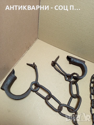 Соц Стари Затворнически Белезници Окови Тегло 9кг., снимка 2 - Антикварни и старинни предмети - 50489179