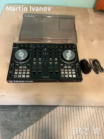 Native instruments traktor s4 mk2, снимка 2 - Ресийвъри, усилватели, смесителни пултове - 53592632