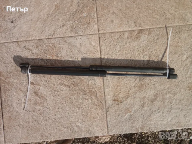 Амортисьори заден капак Опел Корса Ц 2000-2006г