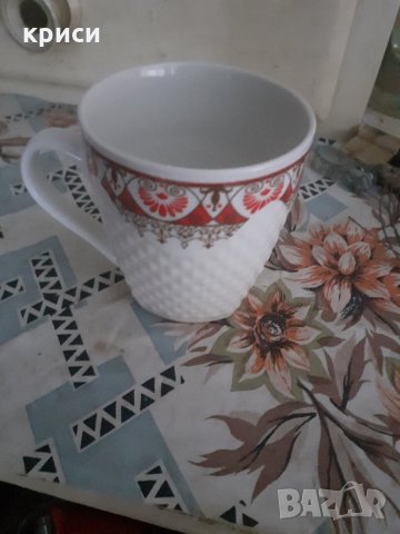  красива чаша