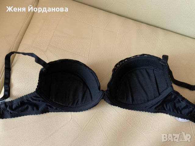 Сутиени, снимка 2 - Бельо - 36947919