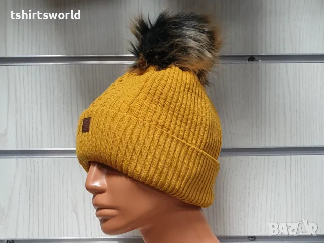 Нова зимна дамска шапка SilverStar в жълт цвят с пух/помпон, снимка 5 - Шапки - 47927832
