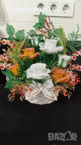 Цветя от мъниста.