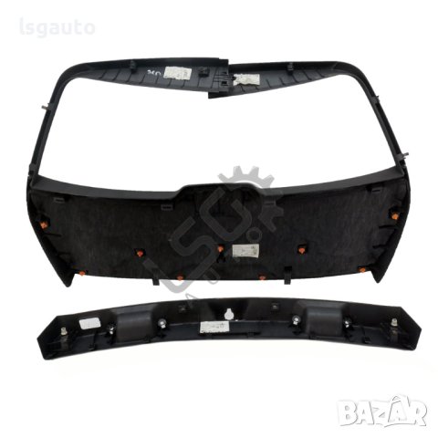 Комплект кори заден капак Mercedes-Benz C-Class 204 (W/S/C) 2007-2014 ID: 114769, снимка 2 - Части - 42932651