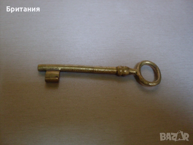 Стари бронзови ключове., снимка 3 - Антикварни и старинни предмети - 52899242
