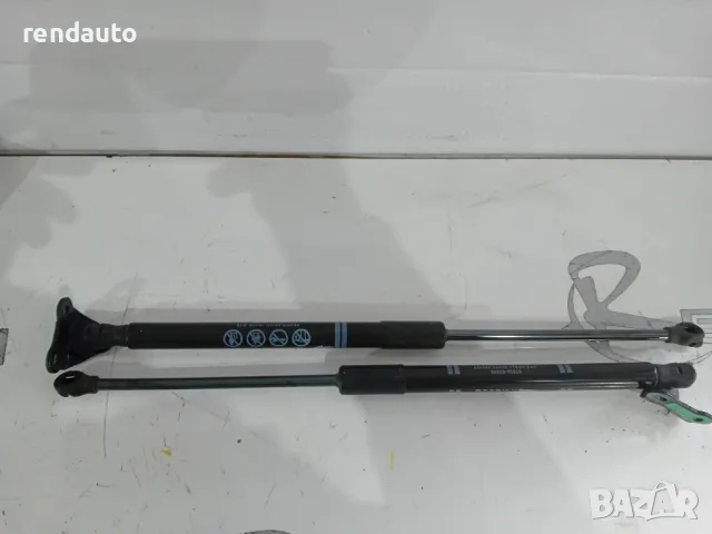 68960-k0020 Амортисьори багажник  Toyota Yaris p21 1.5 m15a 2020-2024
