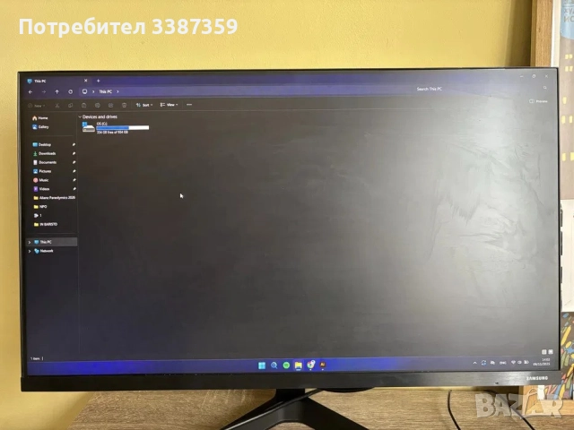 Монитор Samsung 27 инча, снимка 3 - Монитори - 52379333