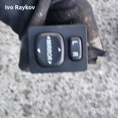 Бутон огледала Toyota Rav4, Yaris  769746C, снимка 1 - Части - 44020604