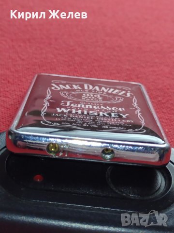 МЕТАЛНА ЗАПАЛКА JACK DANIELS МНОГО КРАСИВА СТИЛЕН ДИЗАЙН ПЕРФЕКТНО СЪСТОЯНИЕ ЗА КОЛЕКЦИОНЕРИ 33916, снимка 3 - Запалки - 39125120