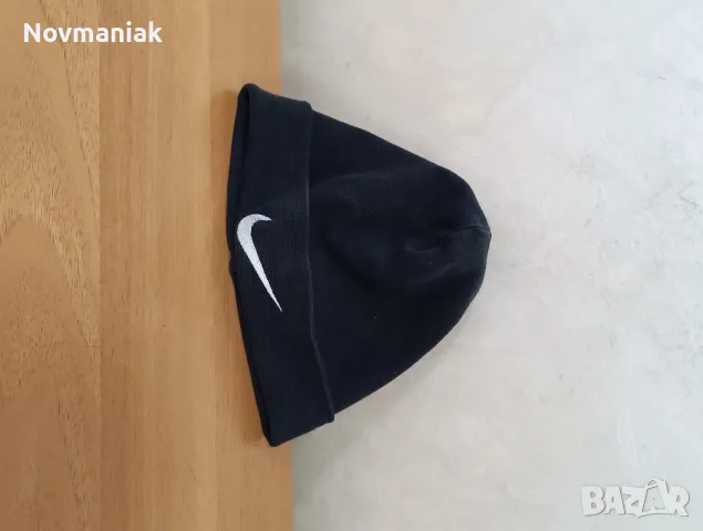 Nike-Много Запазена, снимка 7 - Шапки - 48499031