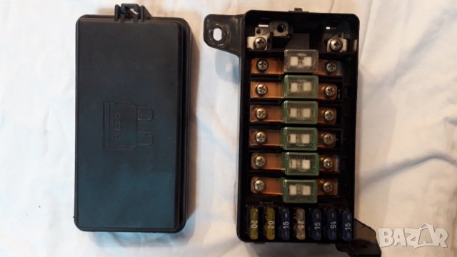 Кутия за бушони за Ровър 200 R3 1.4 16V 105k.c. 77kw пр 1999г, снимка 3 - Части - 33293802