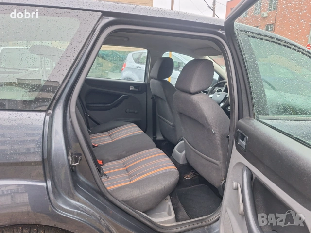Форд Фокус 1.6HDI 90кс Клима, снимка 7 - Автомобили и джипове - 53063416