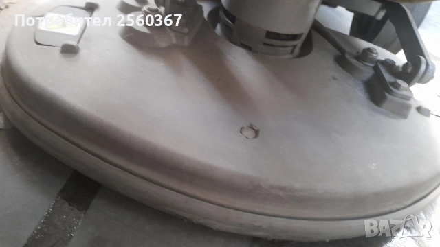 продавам професионална самоходна почистваща машина., снимка 6 - Други машини и части - 52815943