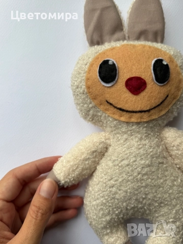 Усмихнато Лабубу, снимка 2 - Плюшени играчки - 51987105