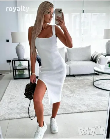 Бяла рокля рипс с цепка